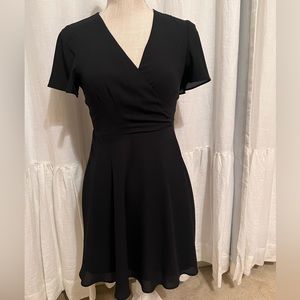 Express size 0 woman’s little black dress